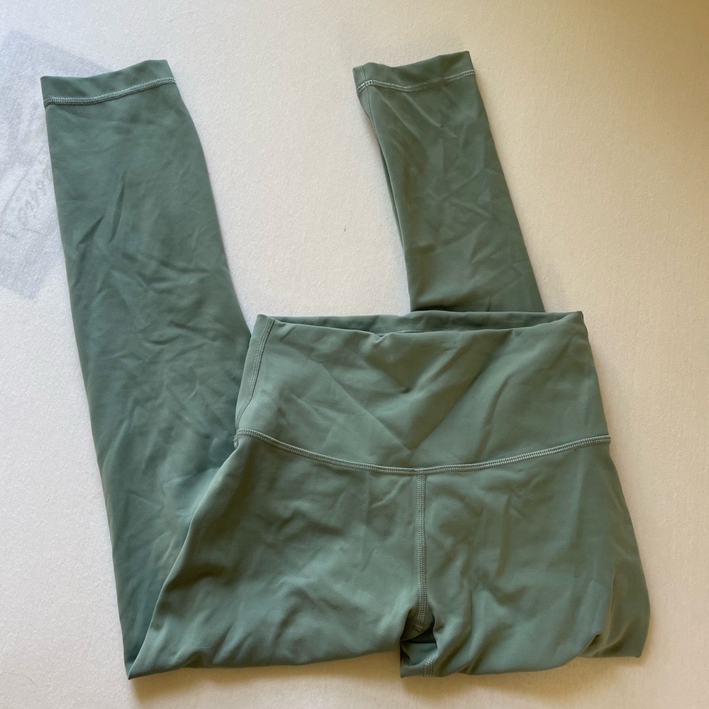 Lululemon Wunder Train Leggings